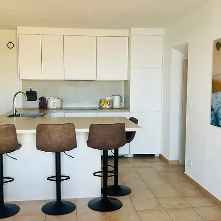 Le Soleil Bleu - Calme, Terrasse Et Vue Appartamento