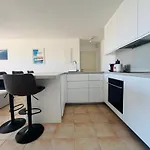 Le Soleil Bleu - Calme, Terrasse Et Vue Apartmán Le Lavandou