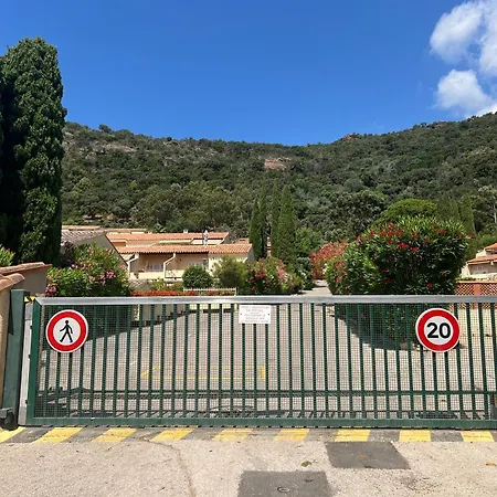 Le Soleil Bleu - Calme, Terrasse Et Vue Apartment