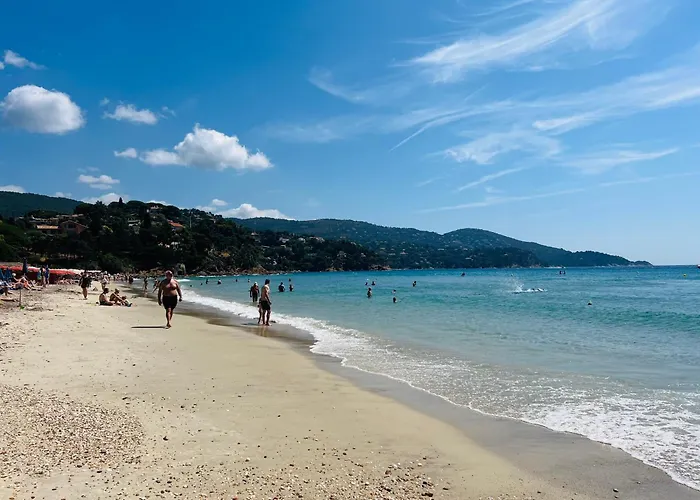 Διαμέρισμα Le Soleil Bleu - Calme, Terrasse Et Vue Le Lavandou