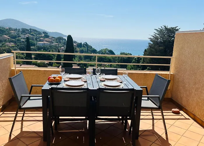 Le Soleil Bleu - Calme, Terrasse Et Vue Διαμέρισμα