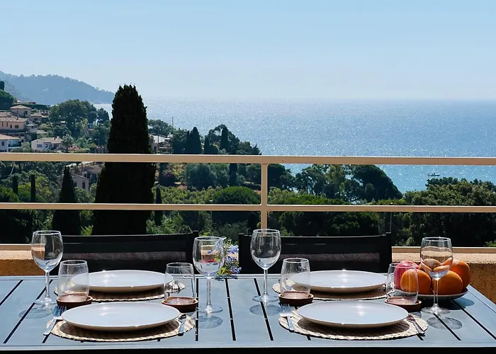 Διαμέρισμα Le Soleil Bleu - Calme, Terrasse Et Vue Le Lavandou